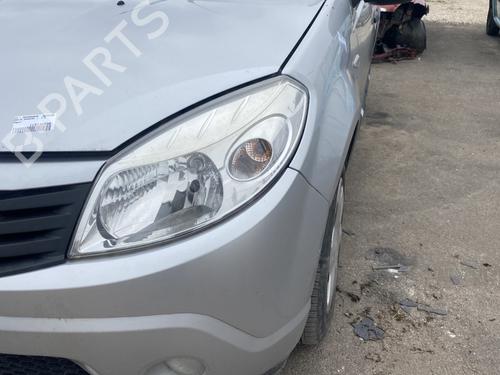 Used Left headlight DACIA SANDERO 1.5 dCi (68 hp) 29464864