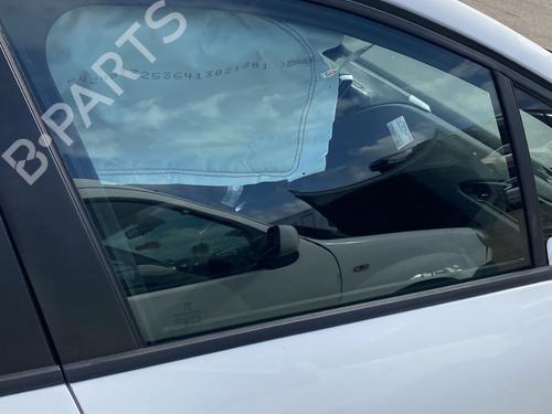 Front right door window PEUGEOT 208 I (CA_, CC_) 1.6 HDi | BP28681583C19