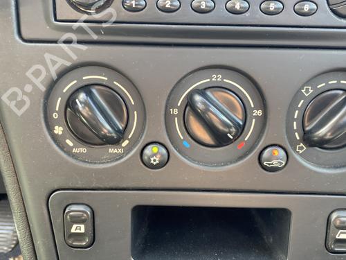 Airco bedieningspaneel Airco bedieningspaneel CITROËN XSARA (N1) 2.0 HDi 90 (90 hp) 33183565 33183565