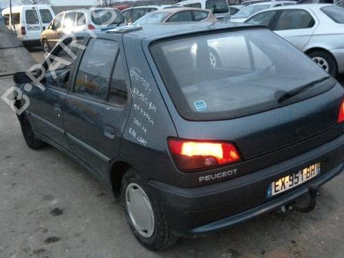 Headlight eyebrow PEUGEOT 306 Hatchback (7A, 7C, N3, N5) 1.4 | BP22110831C118 
