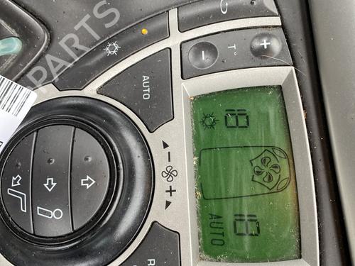 Climate control PEUGEOT 807 (EB_) 2.2 HDi | BP32207914I5
