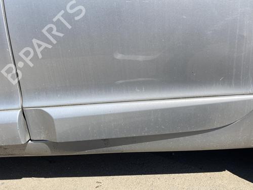 Used Door moulding trim RENAULT MEGANE III Hatchback (BZ0/1_, B3_) 1.5 dCi (BZ09, BZ0D, BZ1W, BZ29, BZ14) (110 hp) 26594363