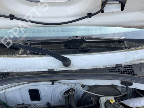 Used Front wiper motor Front wiper motor DACIA SANDERO 1.2 16V (75 hp) 26028061 26028061