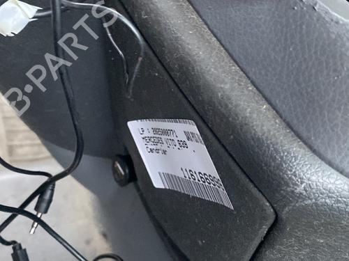 Used Ashtray MERCEDES-BENZ VITO Bus (W639) 115 CDI (639.701, 639.703, 639.705) (150 hp) 30578165