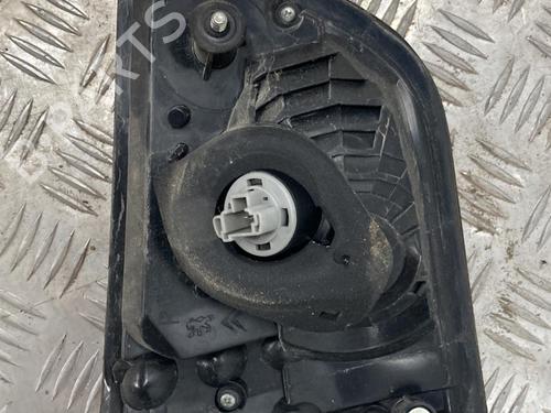 Right tailgate light PEUGEOT 4007 (VU_, VV_) 2.2 HDi | BP22111546C80 