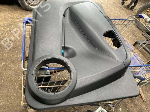 Used Front right panel Front right panel 39570348 39570348