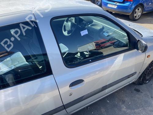 Dør højre fortil RENAULT CLIO II (BB_, CB_) 1.2 (BB0A, BB0F, BB10, BB1K, BB28, BB2D, BB2H, CB0A,... (58 hp) 27213308