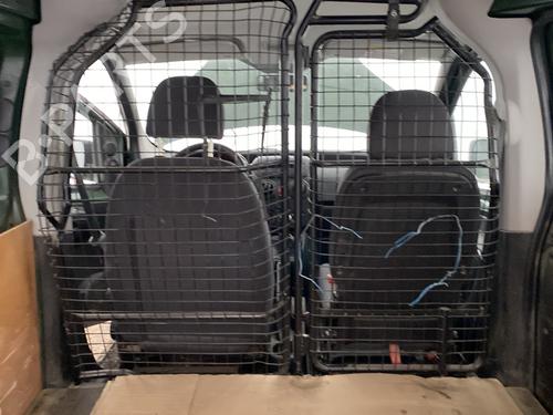 Separatore di carico PEUGEOT BIPPER (AA_) 1.4 HDi (68 hp) 31282491