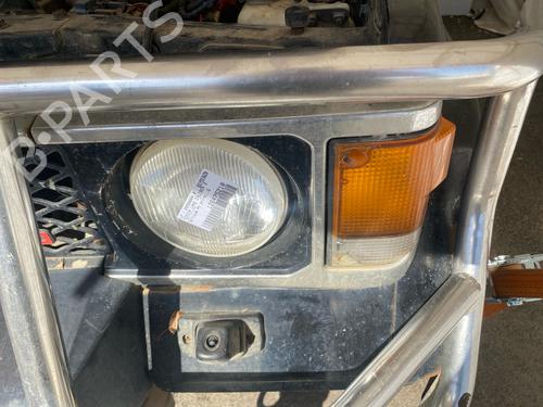 Frontlys deksel Frontlys deksel TOYOTA LAND CRUISER (_J7_, _JL7_) 2.4 TD (LJ70_, LJ73_, LJ70RV) (86 hp) 36073658 36073658