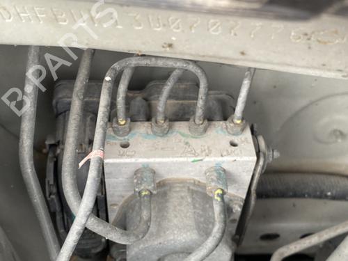 Used ABS pump NISSAN MICRA IV (K13K, K13KK) 1.2 (80 hp) 25270991