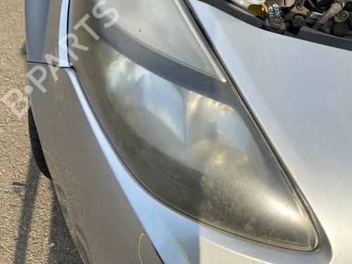 Used Right headlight RENAULT CLIO III (BR0/1, CR0/1) 1.5 dCi (BR17, CR17) (86 hp) 29282095