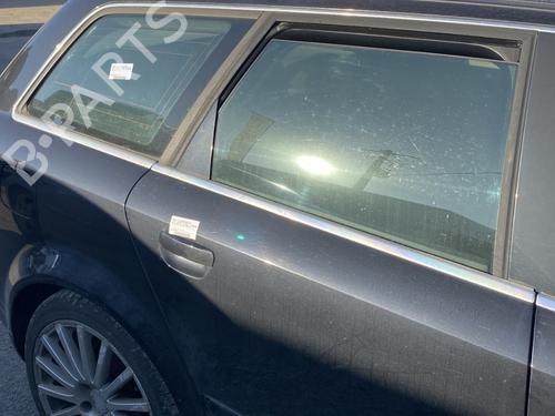 Dør høyre bak AUDI A4 B6 Avant (8E5) 1.9 TDI (130 hp) 24181055