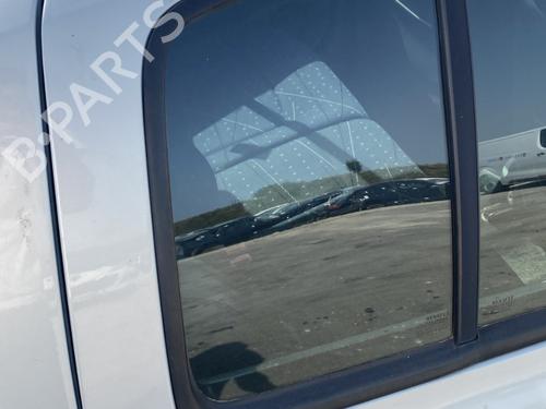 Used Rear right quarter glass Rear right quarter glass 27989126 27989126