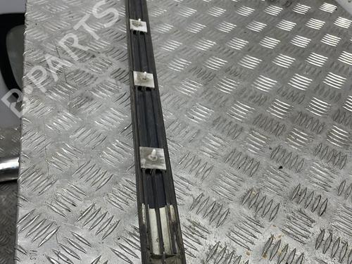 Used Door moulding trim SAAB 900 II 2.0 i (131 hp) 22115577
