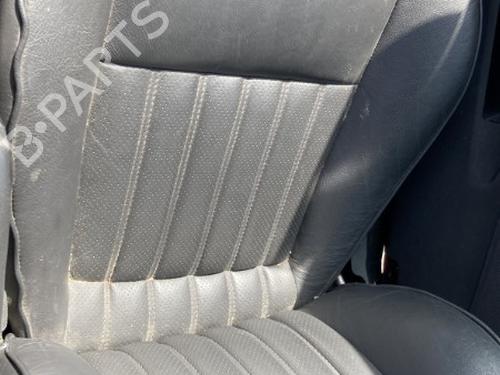 Used Right front seat Right front seat 22125585 22125585