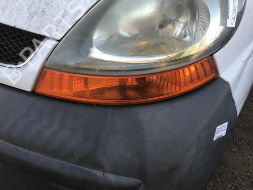 Used Left front indicator RENAULT TRAFIC II Van (FL) 1.9 dCi 100 (FL0C, FL0K, FL0B) (101 hp) 22113565