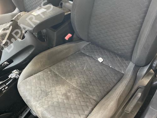 Used Left front seat Left front seat 37638140 37638140