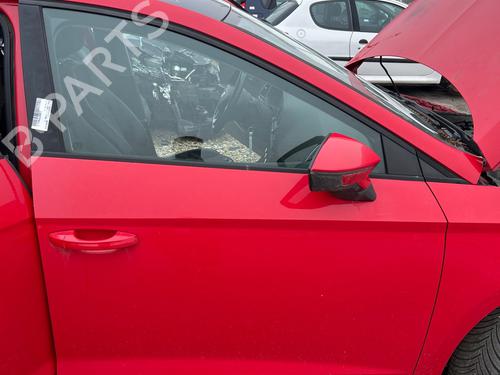 right-front-door-seat-leon-5f1-2012-2013-2014-2015-2016-2017-2018-2019-2020-2021-36897690 main image