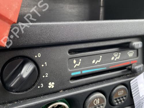 climate-control-peugeot-106-ii-1a_-1c_-1996-1997-1998-1999-2000-2001-2002-2003-2004-2005-32267962 main image