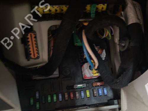 Fuse box CITROËN C5 II (RC_) | BP37279273E1 - Image 3