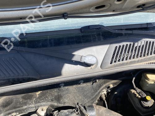 Used Front wiper motor Front wiper motor 24978038 24978038