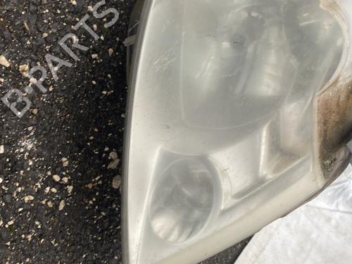 Used Right headlight Right headlight RENAULT MODUS / GRAND MODUS (F/JP0_) 1.2 (JP0C, JP0K, FP0C, FP0K, FP0P, JP0P, JP0T) (75 hp) 29074390 29074390
