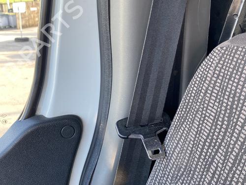 Used Front right seatbelt RENAULT MASTER III Van (FV) 2.3 dCi 145 FWD (FV0E, FV0F, FV0H, FV02, FV0M, FV0S,... (146 hp) 32493883