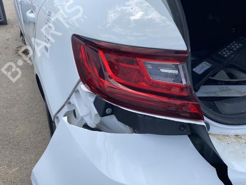 Used Left taillight RENAULT MEGANE IV Hatchback (B9A/M/N_) 1.5 dCi 110 (B9A3) (110 hp) 26685871