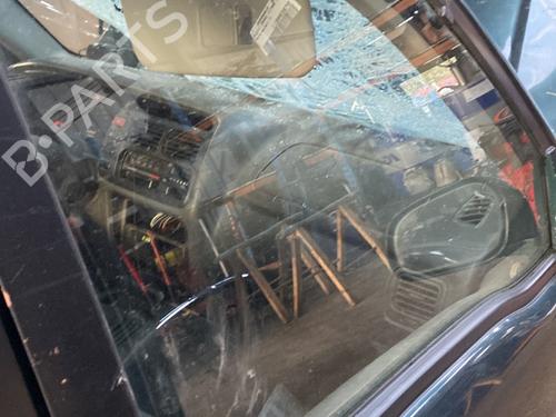 Used Front right door window Front right door window SUZUKI GRAND VITARA I (FT, HT) 2.0 TD 4x4 (SQ420D) (87 hp) 30912138 30912138