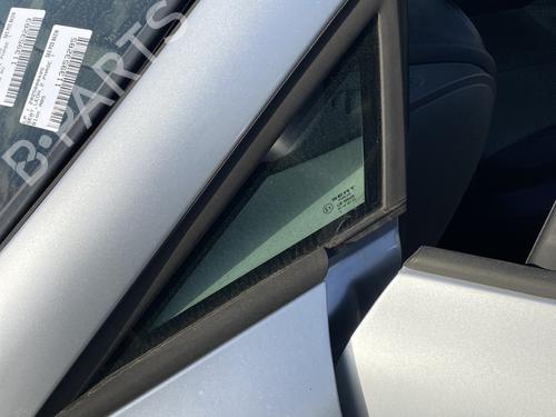 Front left quarter glass SEAT LEON (1P1) 1.9 TDI | BP29635803C111 