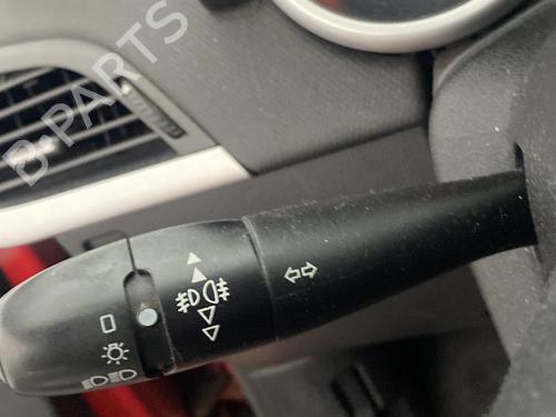 Used Steering column stalk PEUGEOT 207 (WA_, WC_) 1.4 HDi (68 hp) 31941396