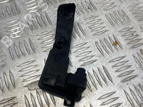 left-side-indicator-renault-clio-iv-bh_-2012-2013-2014-2015-2016-2017-2018-2019-2020-2021-38064295 main image