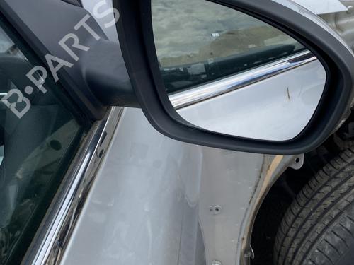 right-mirror-renault-megane-iv-hatchback-b9amn_-2015-25407498 main image