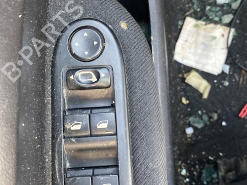 Left front window switch PEUGEOT 307 Break (3E) 2.0 HDi 135 | BP26618124I27 
