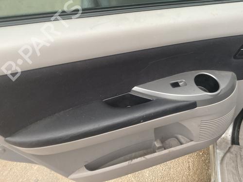 Used Rear left panel MITSUBISHI GRANDIS (NA_W) 2.0 DI-D (NA8W) (136 hp) 30646630