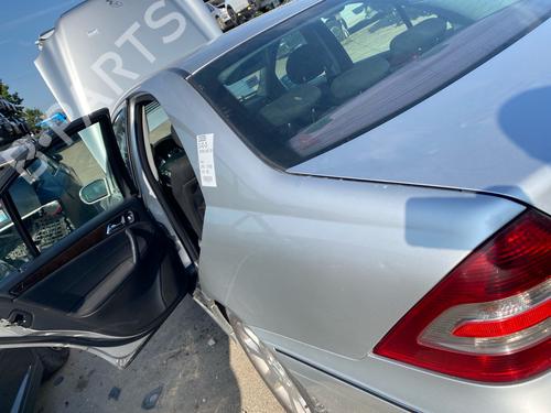 left-rear-fenders-mercedes-benz-c-class-w203-2000-2001-2002-2003-2004-2005-2006-2007-37611879 main image