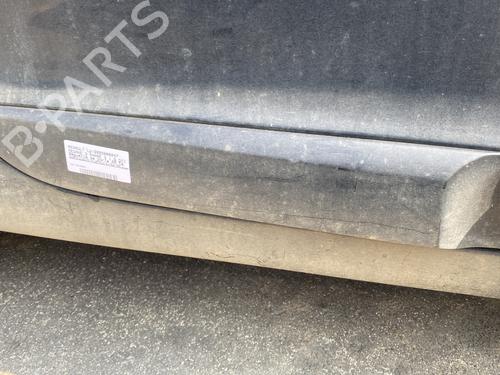 Used Door moulding trim RENAULT MEGANE III Hatchback (BZ0/1_, B3_) 1.5 dCi (BZ09, BZ0D, BZ1W, BZ29, BZ14) (110 hp) 26526388