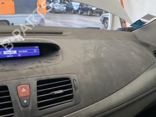 Tableau de bord RENAULT MEGANE III Hatchback (BZ0/1_, B3_) 1.5 dCi (BZ09, BZ0D, BZ1W, BZ29, BZ14) (110 hp) 30486090