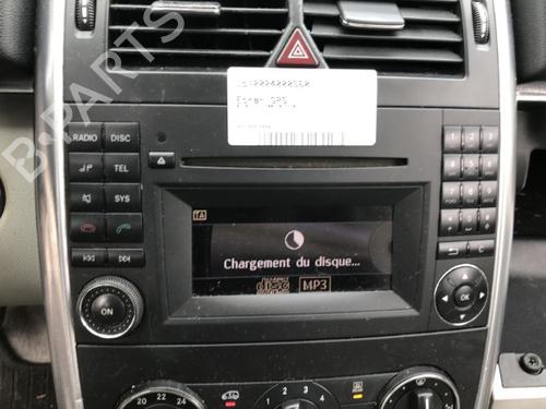 Used Display monitor MERCEDES-BENZ B-CLASS Sports Tourer (W245) B 180 CDI (245.207) (109 hp) 22126523