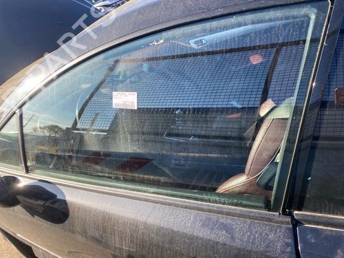 front-left-door-window-peugeot-407-coupe-6c_-2005-40530350 main image