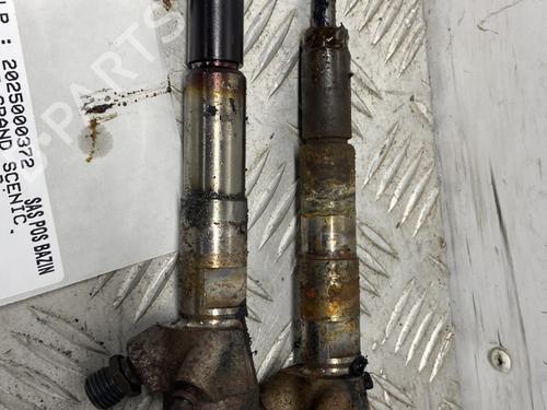 Used Injector Injector RENAULT GRAND SCÉNIC III (JZ0/1_) 1.5 dCi (JZ09, JZ0D, JZ10, JZ14, JZ1G, JZ29, JZ2C) (110 hp) 33234458 33234458