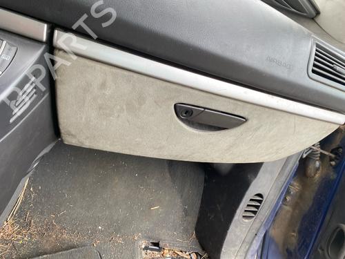 glove-box-peugeot-807-eb_-2002-34568797 main image