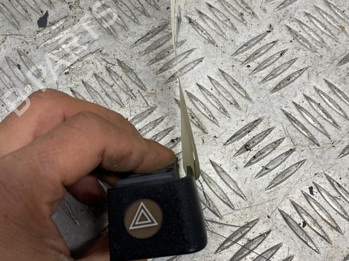 Used Warning switch CITROËN BX (XB-_) 19 D (69 hp) 29893545