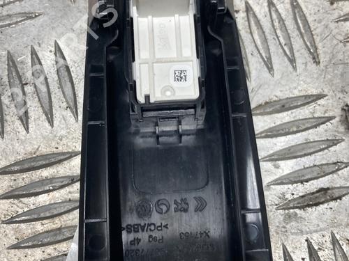 Right rear window switch PEUGEOT 308 SW II (LC_, LJ_, LR_, LX_, L4_) 1.6 BlueHDi 100 | BP21086751I28 