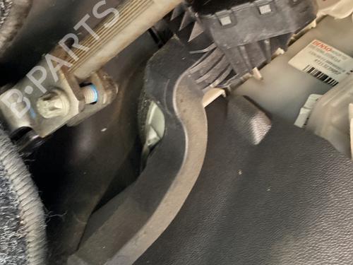 pedal-opel-corsa-d-s07-2006-2007-2008-2009-2010-2011-2012-2013-2014-2015-28011471 main image