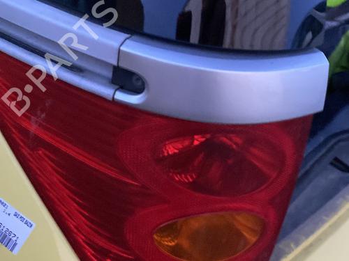 left-taillight-peugeot-1007-km_-2005-31815646 main image