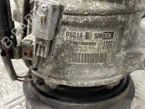 Used AC compressor AC compressor RENAULT MEGANE IV Hatchback (B9A/M/N_) 1.5 dCi 110 (B9A3) (110 hp) 26618072 26618072
