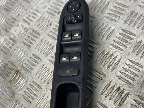 Used Left front window switch Left front window switch PEUGEOT 407 (6D_) 2.0 HDi 135 (6DRHRH, 6DRHRE, 6DRHRG, 6DRHRJ) (136 hp) 32030770 32030770
