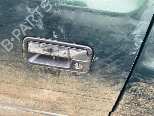 Used Front left exterior door handle Front left exterior door handle 31944272 31944272