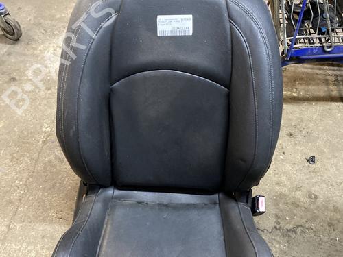 Used Right front seat PEUGEOT 206 SW (2E/K) 2.0 HDi (90 hp) 29481536